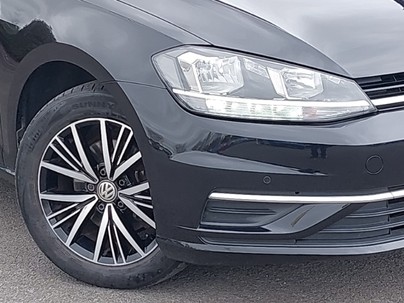 Used Volkswagen Golf 2017 for sale - 78040814: Photo 9