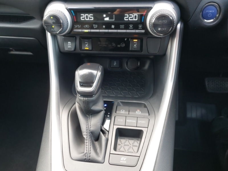 Used Toyota RAV4 2020 for sale - 76639268: Photo 15