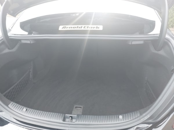 Used Mercedes-Benz C-Class 2020 for sale - 76150800: Photo 8