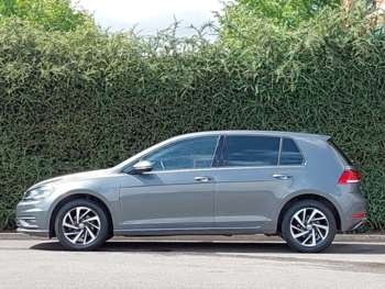 Used Volkswagen Golf 2019 for sale - 75169880: Photo
