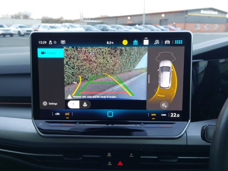 Used Volkswagen Golf 2024 for sale - 77085741: Photo 11