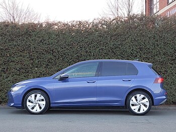 Used Volkswagen Golf 2024 for sale - 77085741: Photo