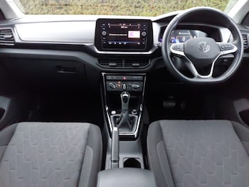 Used Volkswagen T-Cross 2024 for sale - 77333615: Photo