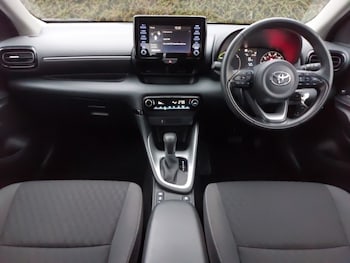 Used Toyota Yaris 2022 for sale - 77167395: Photo