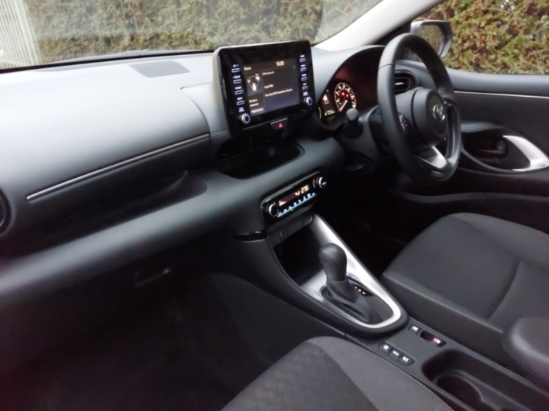 Used Toyota Yaris 2022 for sale - 77167395: Photo 5