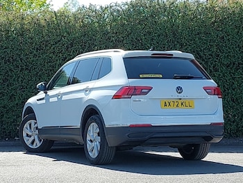 Used Volkswagen Tiguan Allspace 2023 for sale - 78355603: Photo