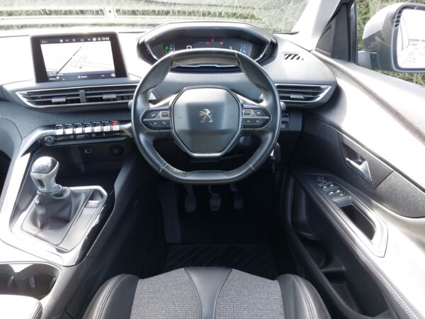 Used Peugeot 3008 2017 for sale - 76248855: Photo 7