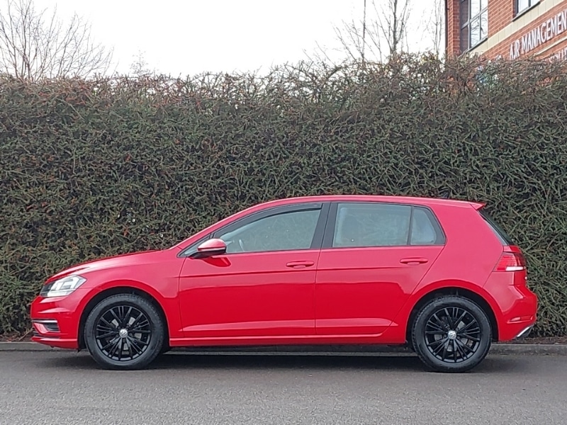 Used Volkswagen Golf 2017 for sale - 77197917: Photo 4