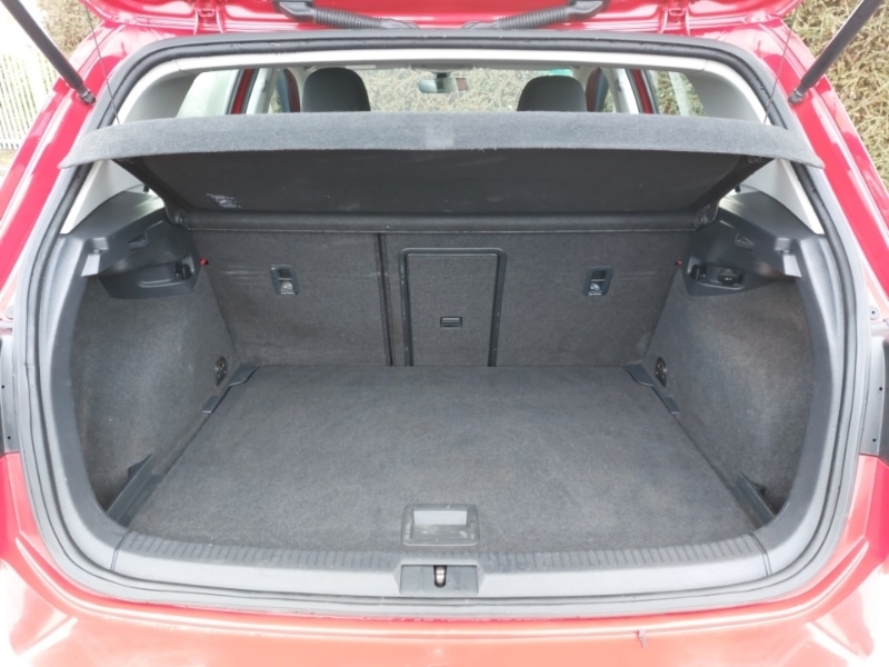 Used Volkswagen Golf 2017 for sale - 77197917: Photo 8