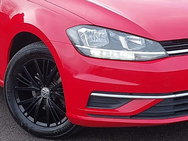 Used Volkswagen Golf 2017 for sale - 77197917: Photo 9