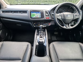 Used Honda HR-V 2018 for sale - 79044272: Photo