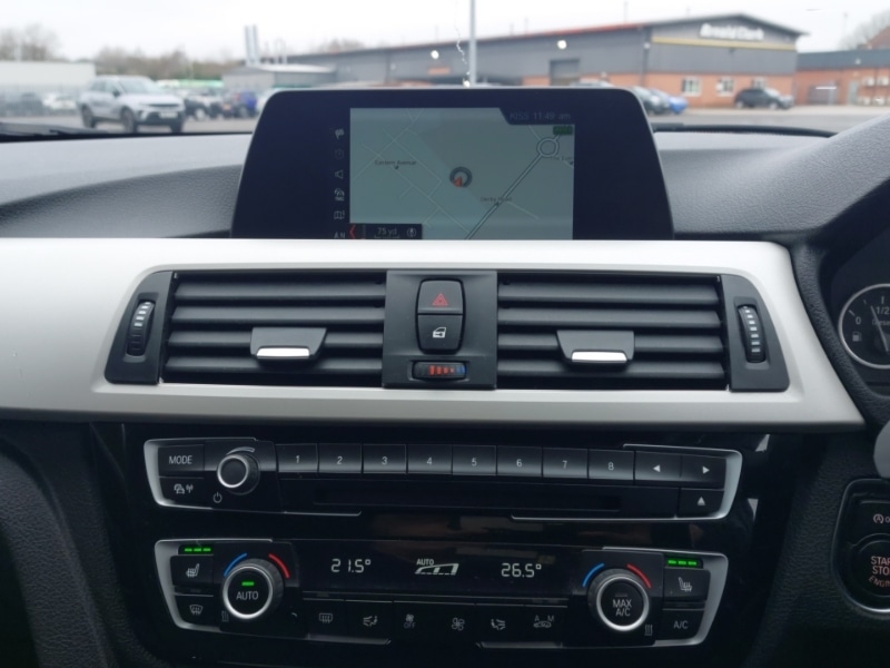 Used BMW 3 Series 2018 for sale - 77380061: Photo 10