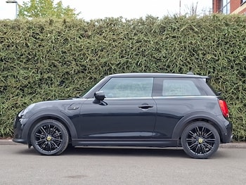 Used MINI Hatch 2023 for sale - 79549974: Photo