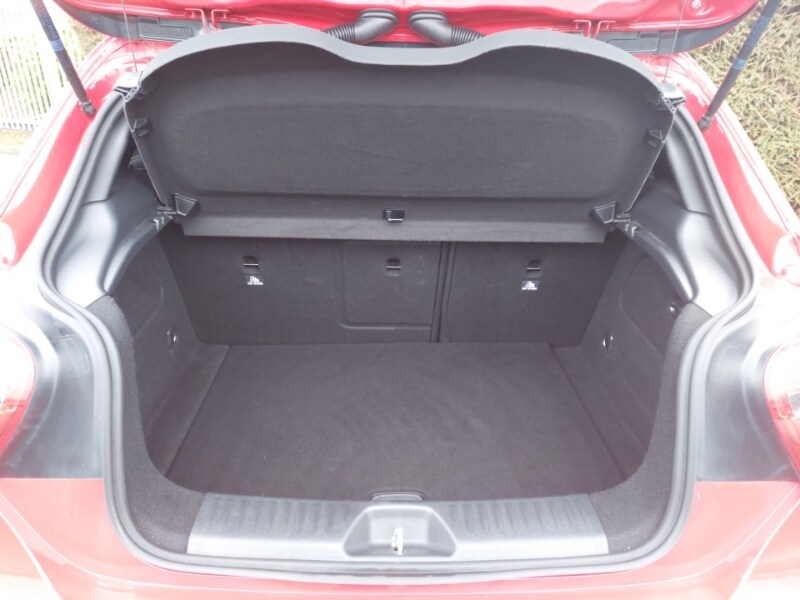 Used Mercedes-Benz A-Class 2017 for sale - 77299636: Photo 8