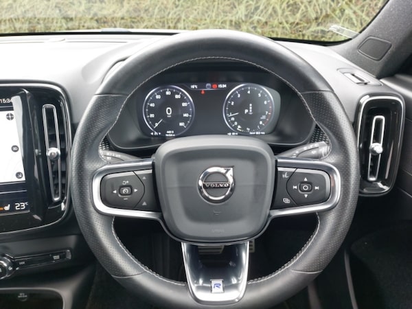Used Volvo XC40 2018 for sale - 76199547: Photo 17