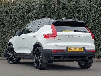 Used Volvo XC40 2018 for sale - 76199547: Photo