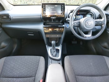 Used Toyota Yaris Cross 2022 for sale - 76779572: Photo