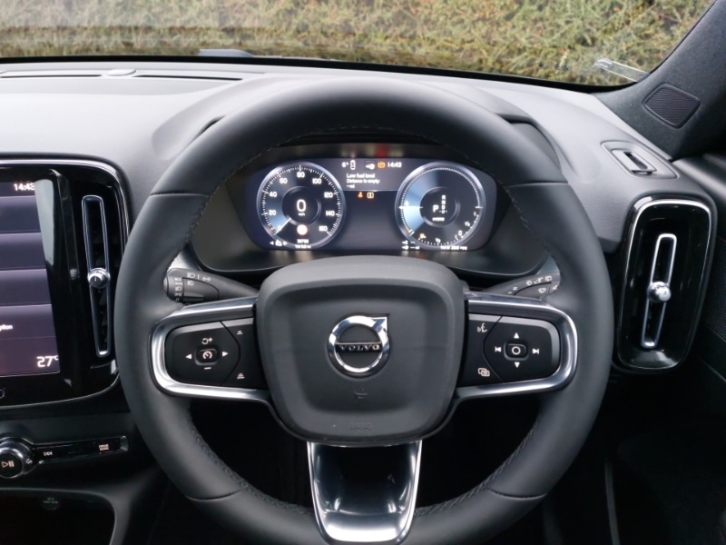 Used Volvo XC40 2022 for sale - 77039371: Photo 17