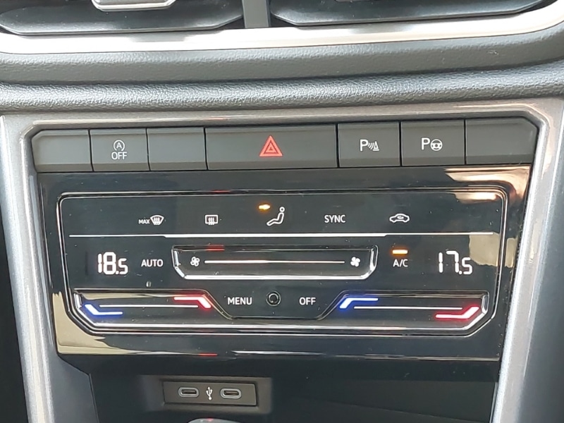 Used Volkswagen T-Roc 2023 for sale - 78164097: Photo 16