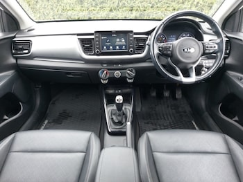 Used Kia Stonic 2019 for sale - 78837645: Photo