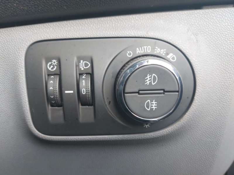 Used Vauxhall Corsa 2016 for sale - 77004660: Photo 17