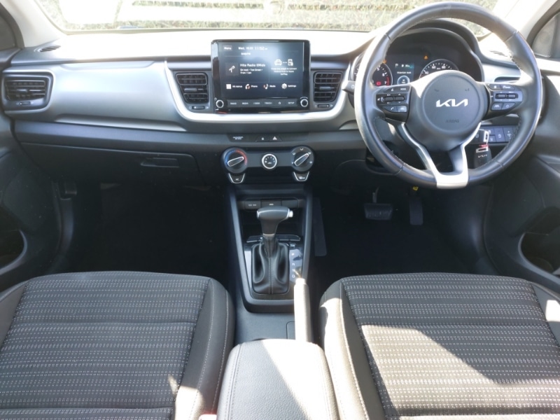 Used Kia Stonic 2022 for sale - 77933212: Photo 2