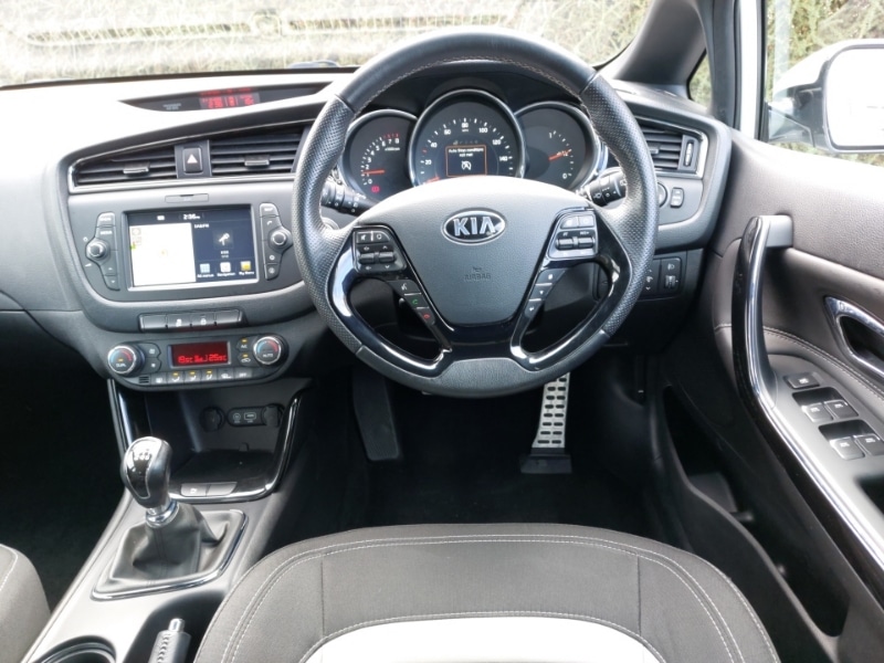 Used Kia Ceed 2018 for sale - 76335732: Photo 7