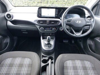 Used Hyundai i10 2024 for sale - 78238347: Photo