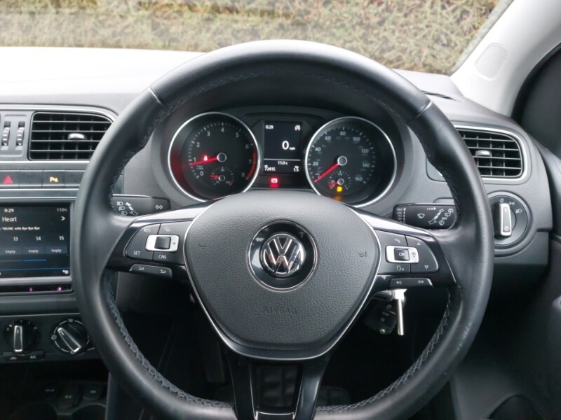 Used Volkswagen Polo 2016 for sale - 77716805: Photo 17