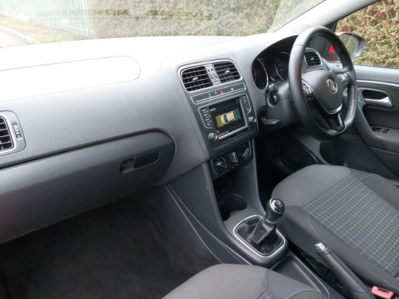 Used Volkswagen Polo 2016 for sale - 77716805: Photo 5