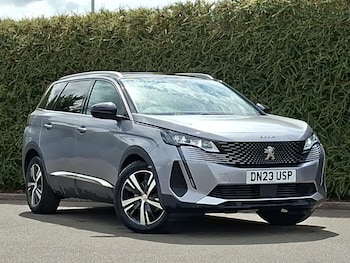 Used Peugeot 5008 2023 for sale - 79420255: Photo