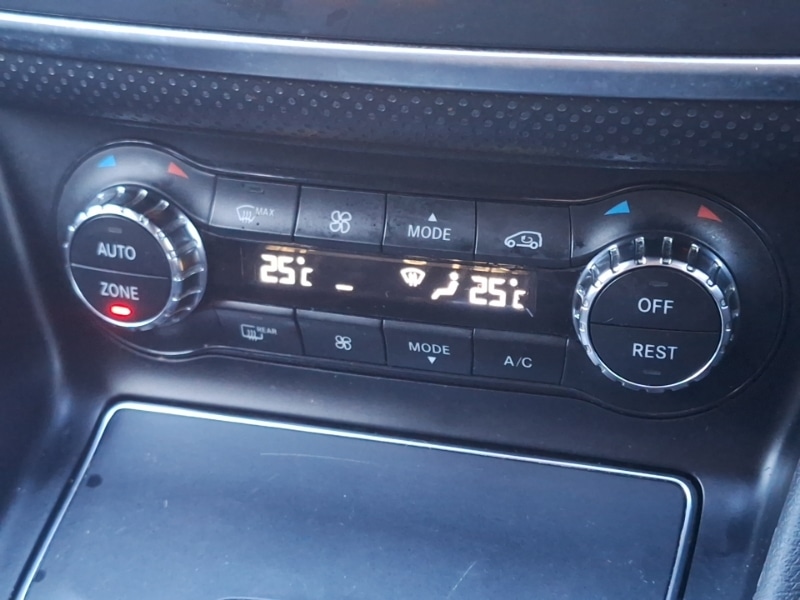 Used Mercedes-Benz A-Class 2017 for sale - 76842710: Photo 15