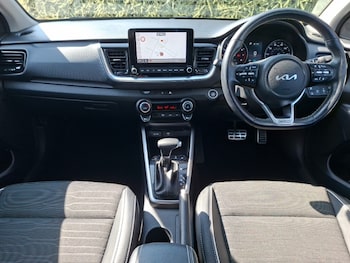 Used Kia Stonic 2023 for sale - 79298782: Photo