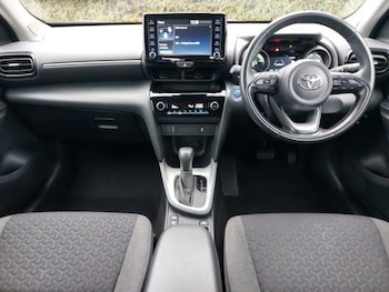 Used Toyota Yaris Cross 2022 for sale - 77933196: Photo