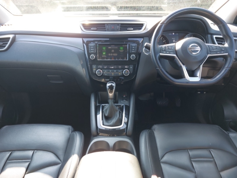 Used Nissan Qashqai 2020 for sale - 77947736: Photo 2