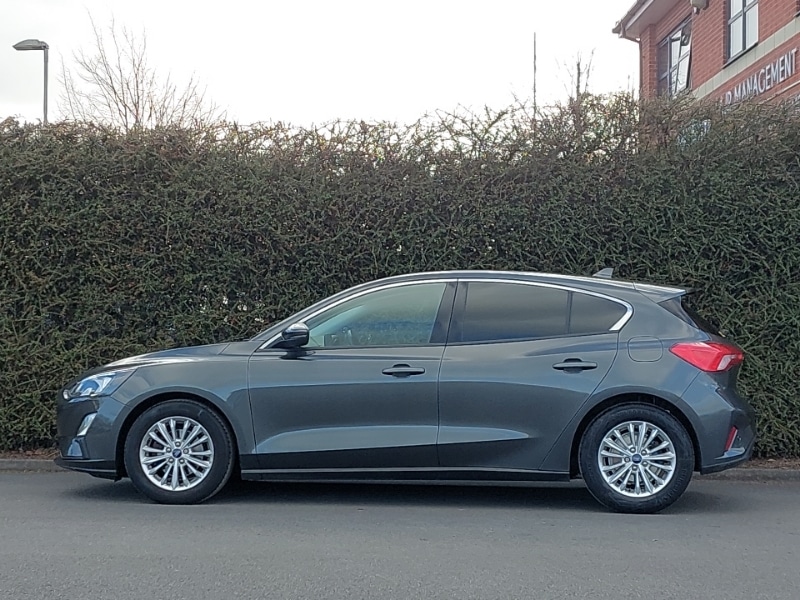 Used Ford Focus 2019 for sale - 77837777: Photo 4