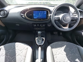 Used Toyota Aygo X 2023 for sale - 78253404: Photo