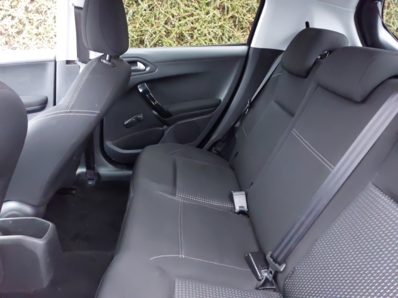 Used Peugeot 208 2018 for sale - 77366766: Photo 6