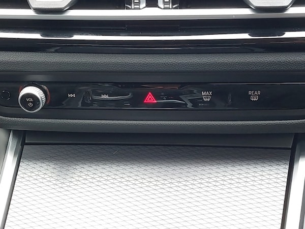 Used BMW 3 Series 2024 for sale - 75338503: Photo 14