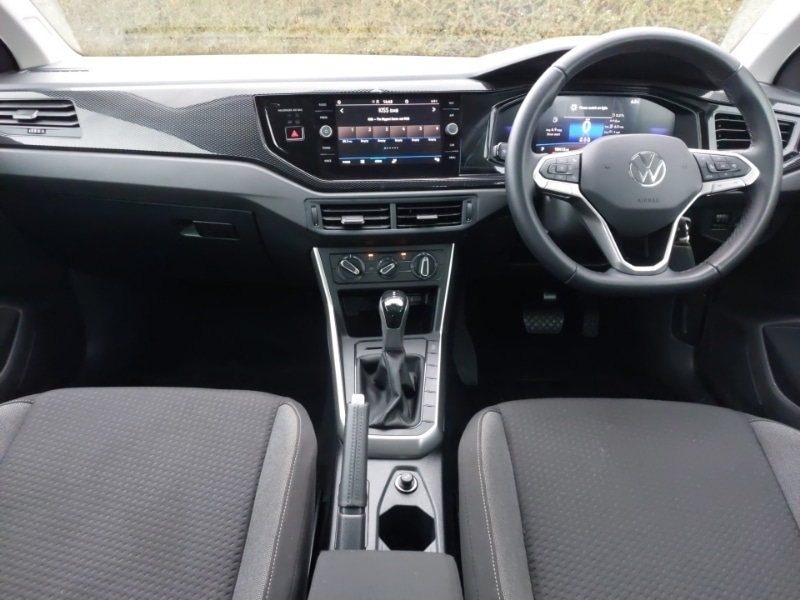 Used Volkswagen Polo 2024 for sale - 76816077: Photo 2