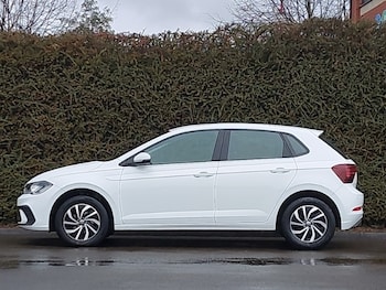Used Volkswagen Polo 2024 for sale - 76816077: Photo