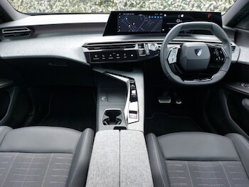 Used Peugeot 5008 2025 for sale - 78647424: Photo