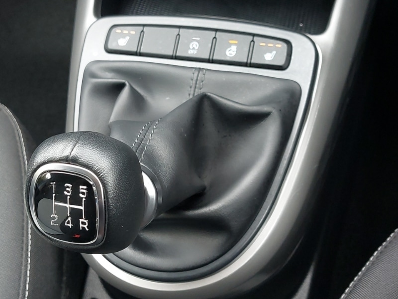 Used Hyundai i10 2021 for sale - 76713723: Photo 16