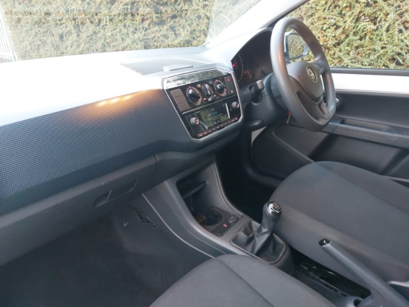 Used Volkswagen up! 2017 for sale - 76839075: Photo 5