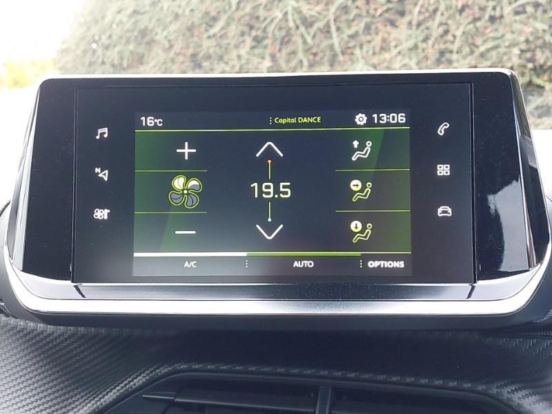 Used Peugeot 2008 2022 for sale - 76498180: Photo 15