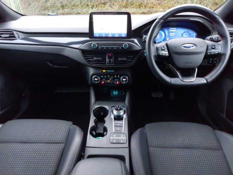 Used Ford Focus 2021 for sale - 77509015: Photo 2