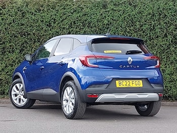 Used Renault Captur 2022 for sale - 78766933: Photo