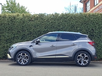 Used Renault Captur 2023 for sale - 79382771: Photo
