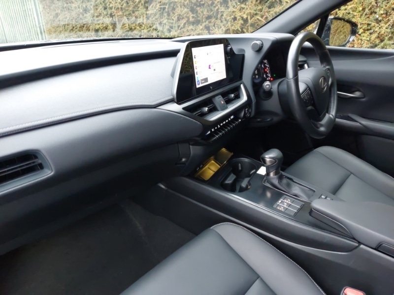 Used Lexus UX 2023 for sale - 76893746: Photo 5