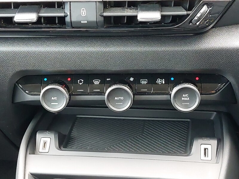 Used Citroen C4 2021 for sale - 76414793: Photo 15